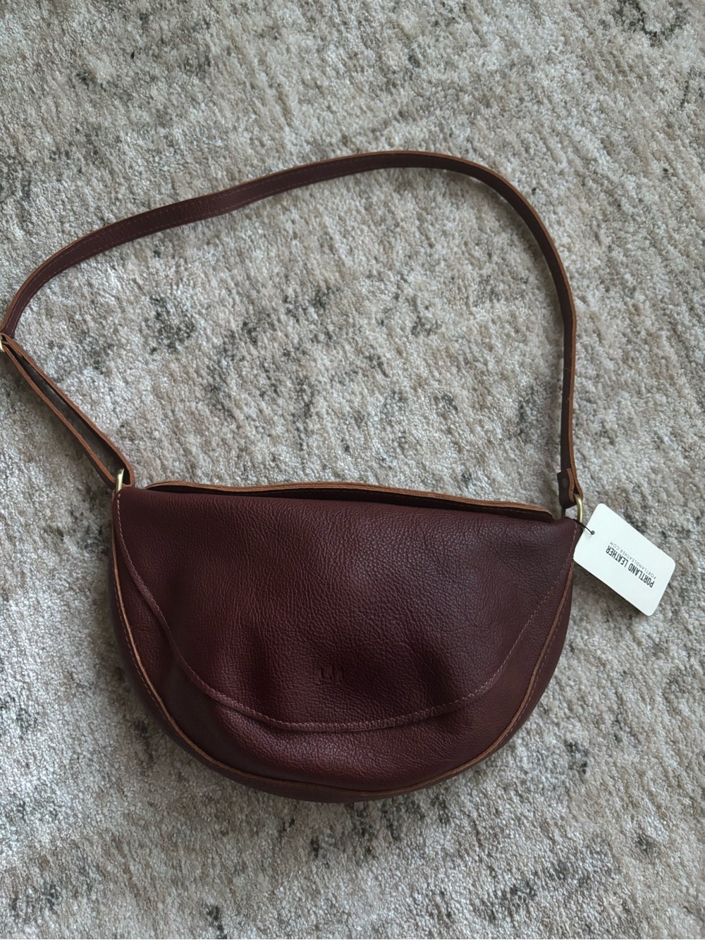 NEW Portland Leather large  KOALA SLING BAG nutmeg